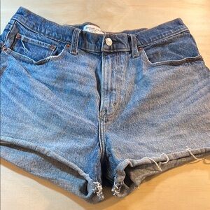 Abercrombie & Fitch High Rise Denim distressed, look Shorts Sz 14